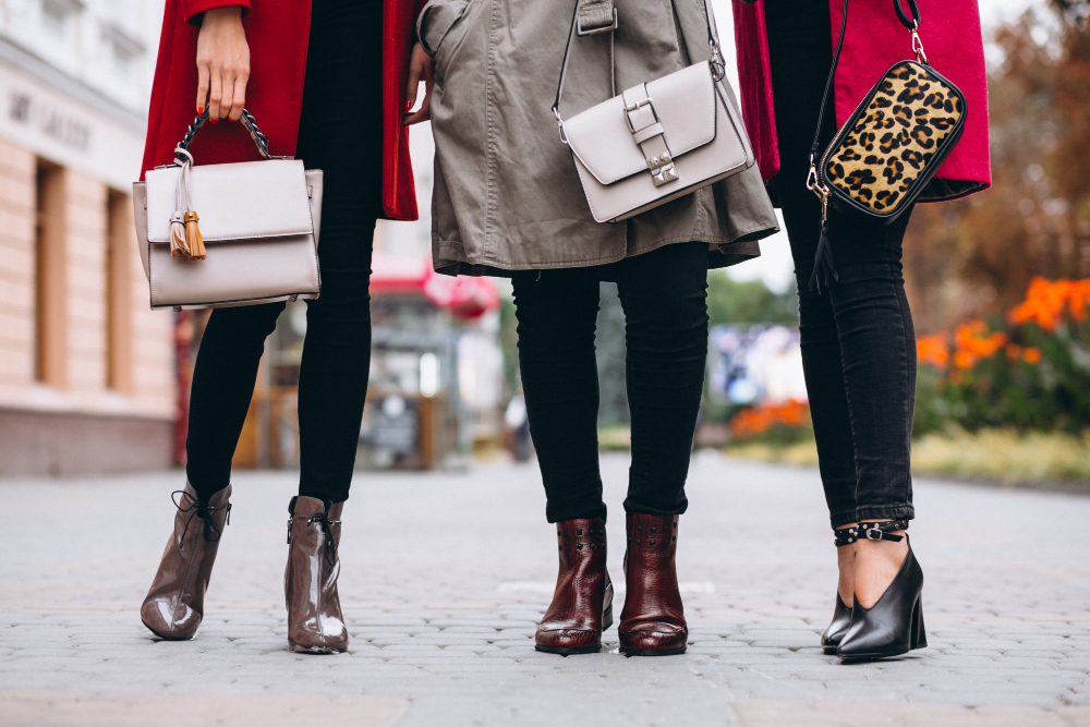 wome-s-bags-close-up.jpg